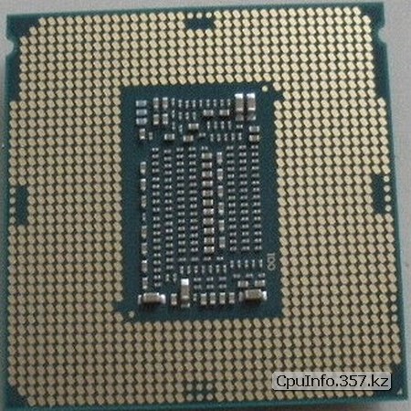 Процессор i7-8700 фото обратной стороны